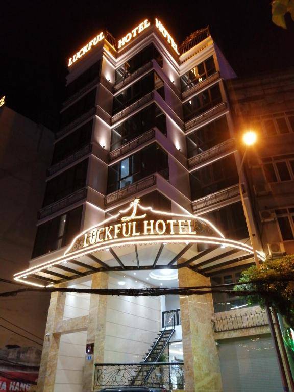 Luckful Hotel