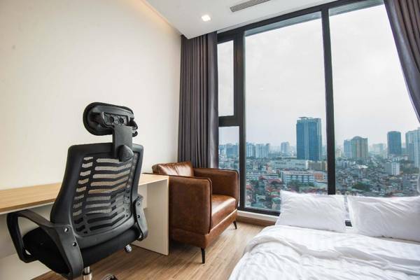 Workspace - LUXURY-3BR-SKYVIEW at Vinhomes/LOTTE/DEAWOO