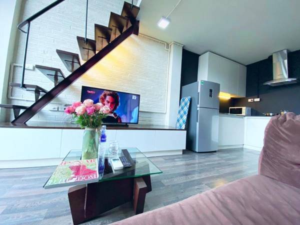 MayHouse - Duplex Sky view HB 41