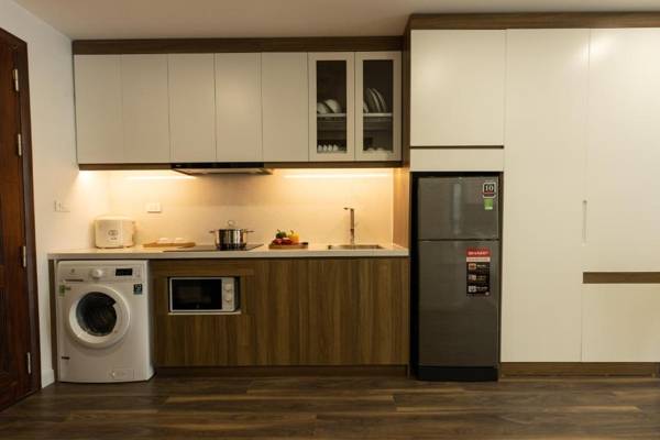 LIVIE Hanoi Ham Long