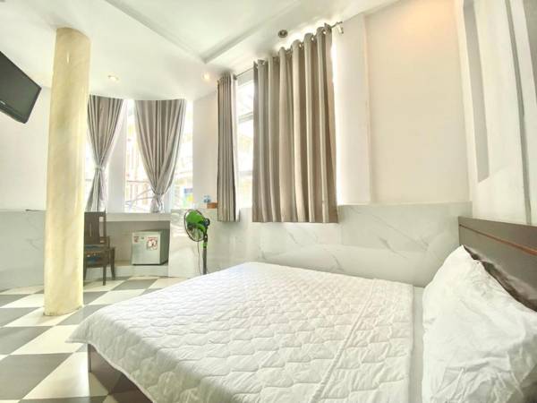 MES HOTEL - Ngay Bến Ninh Kiều