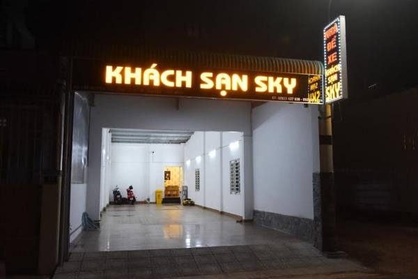 Khách sạn Sky