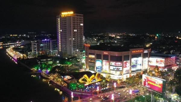 Căn hộ Khách sạn cao cấp Marina Plaza Long Xuyên