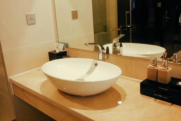 Central Luxury Hạ Long Hotel