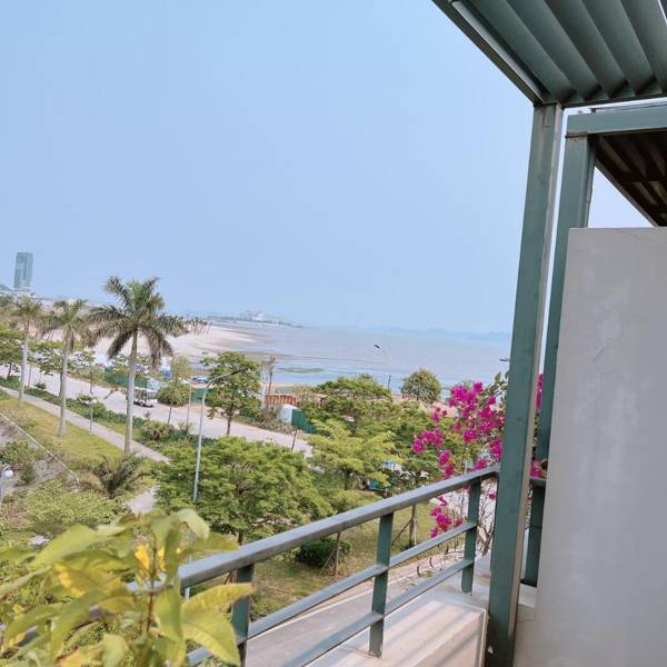 HaLong RoyalLotus703