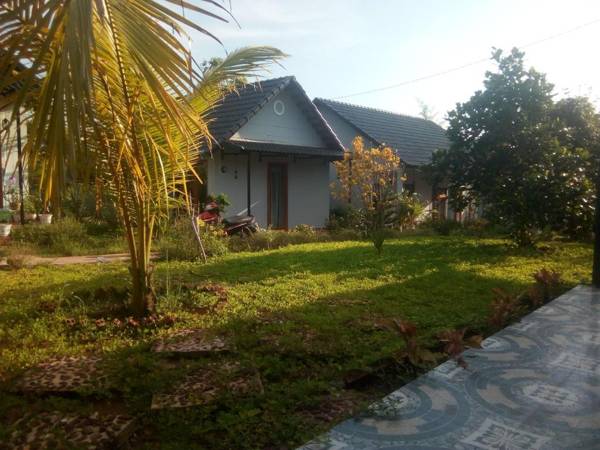 Dau Tay Holiday Home