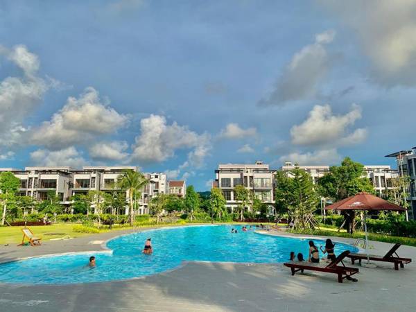 Orientally Modern Style Living Free Bike and Beach