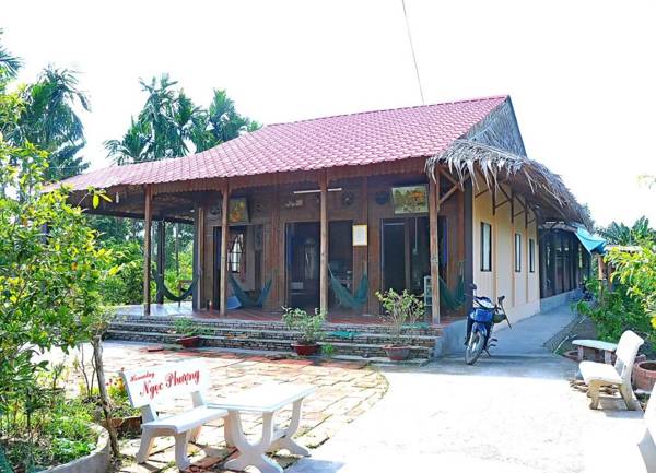 Ngoc Phuong Homestay