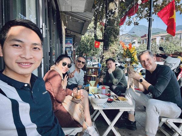 Phuot House Restaurant and Motorbikes