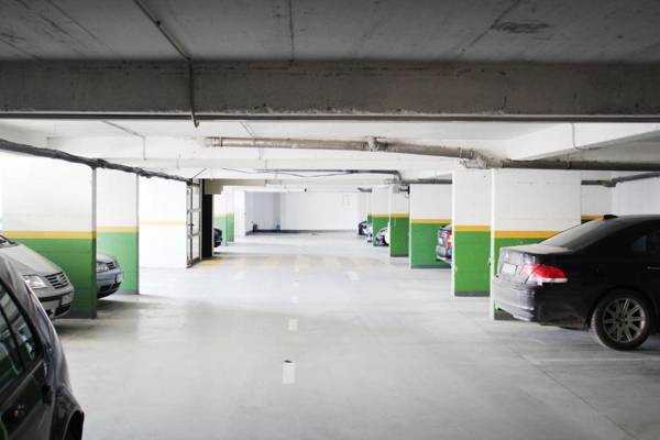 Sunflower Apartments