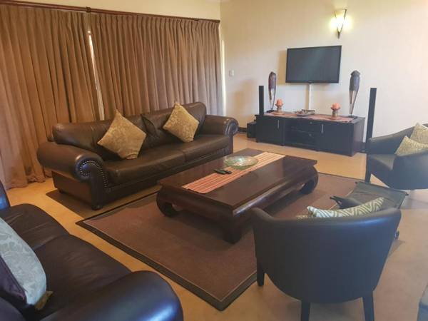 Zebula Golf Estate and Spa - Aardwolf pax 10 Moi Signature Luxury villa