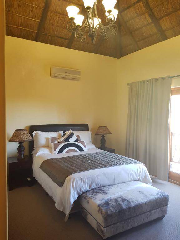 Zebula Golf Estate and Spa - Aardwolf pax 10 Moi Signature Luxury villa