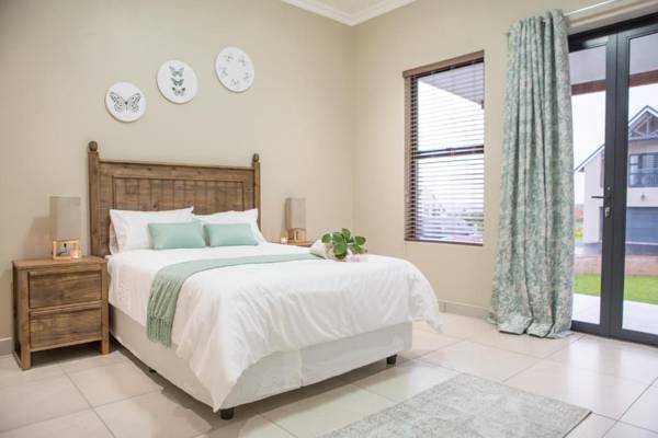 The Living Collective - The Gates