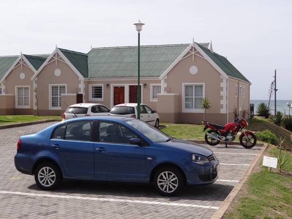 Waterside Living CL33