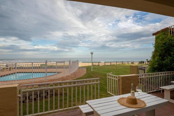 Jeffreys Bay Villas on The Beach