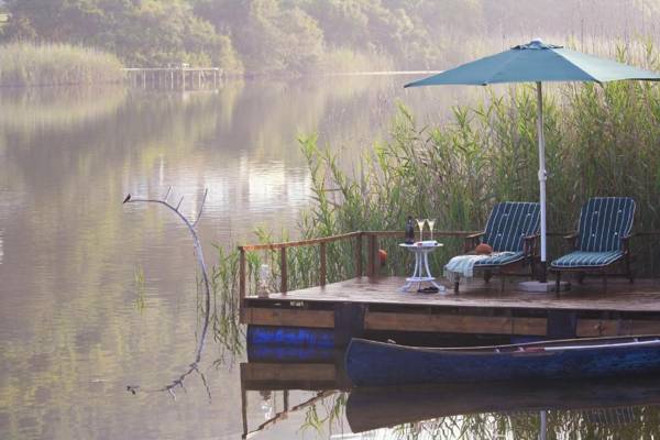 Moontide Riverside Lodge