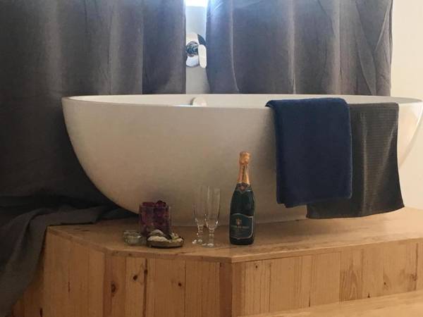 Sweetwater Guesthouse