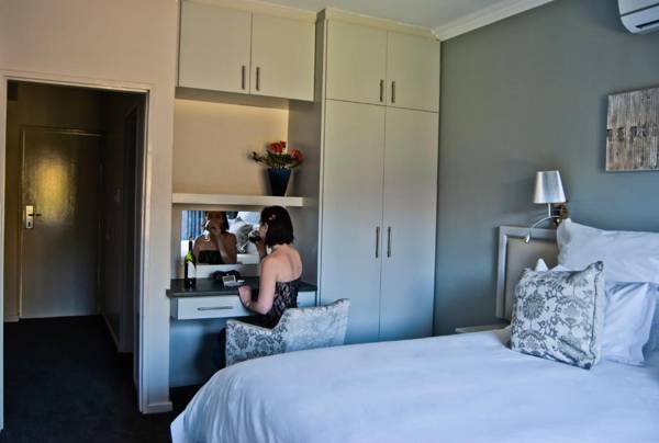 Devonvale Golf & Wine Lodge