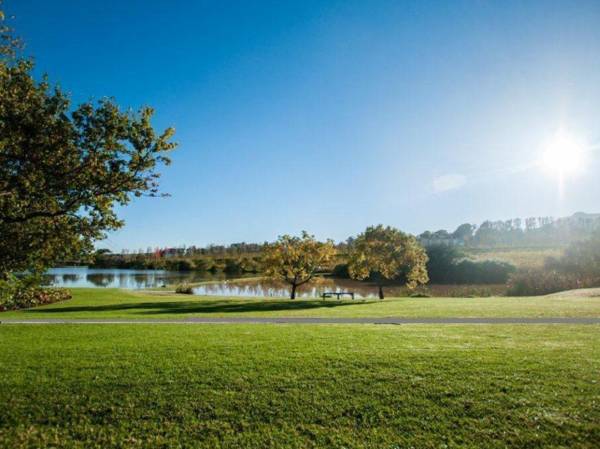 LAvenir Country Lodge