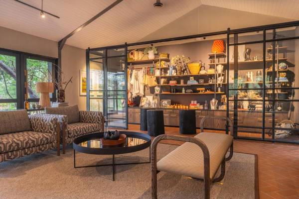 Kruger Shalati - The Train on The Bridge