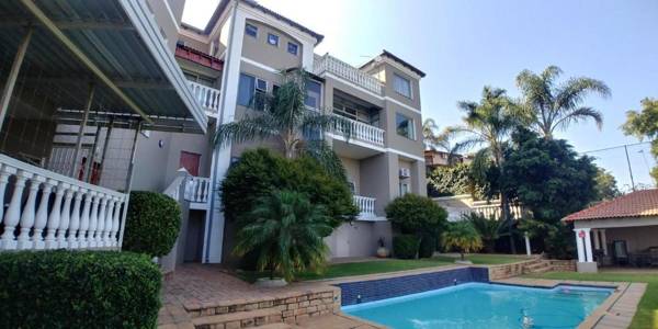 All Seasons Boutique Hotel