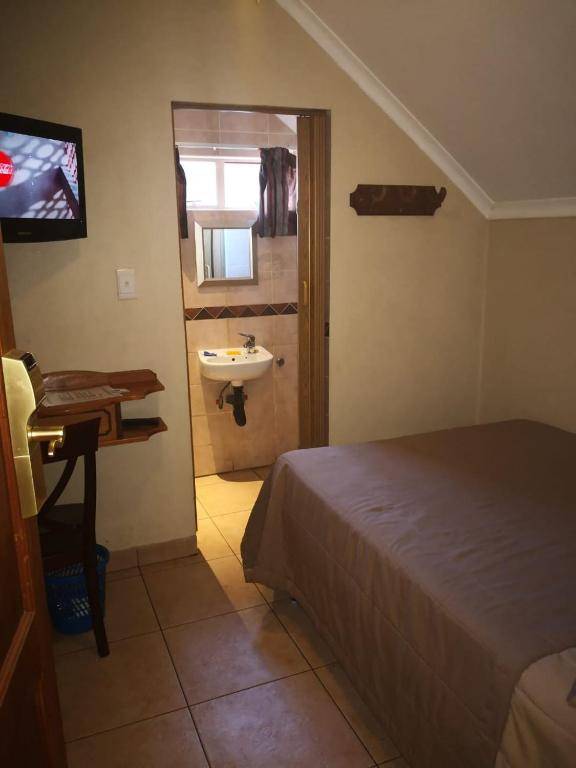 Victoria Hotel