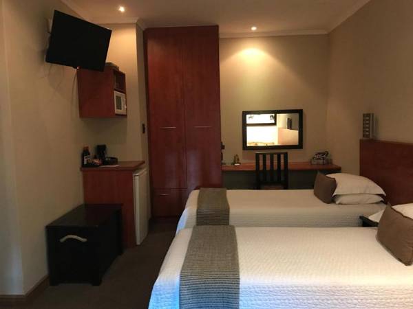 A La Martha's Air-Port Guest House