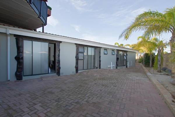 Royal Palms Guest House