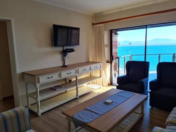 Point Village Accommodation - Erin 5