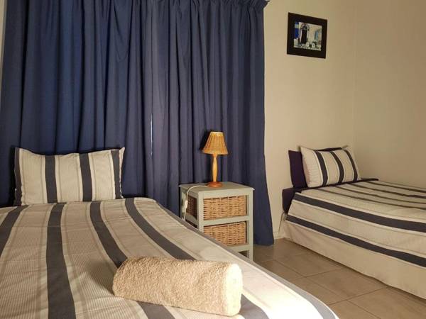 Point Village Accommodation - Ocean Two 12