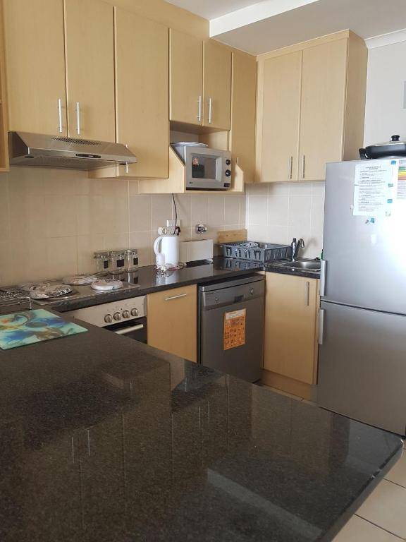 Point Village Accommodation - Santos 35