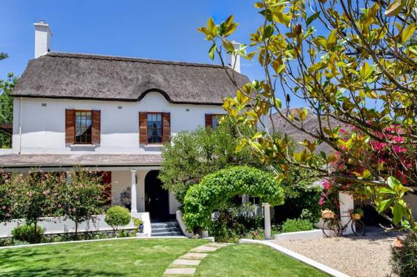 Airlies Historical Guest House