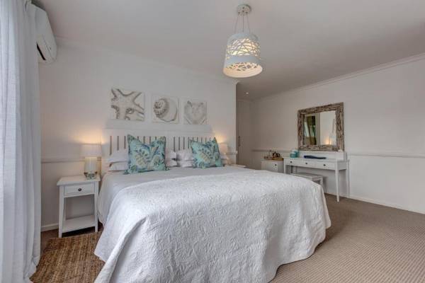 Amanzi Island Boutique Hotel