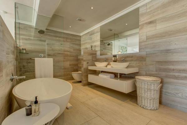 Amanzi Island Boutique Hotel