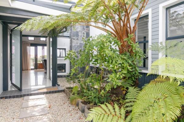 Pezula Ocean & Valley Views