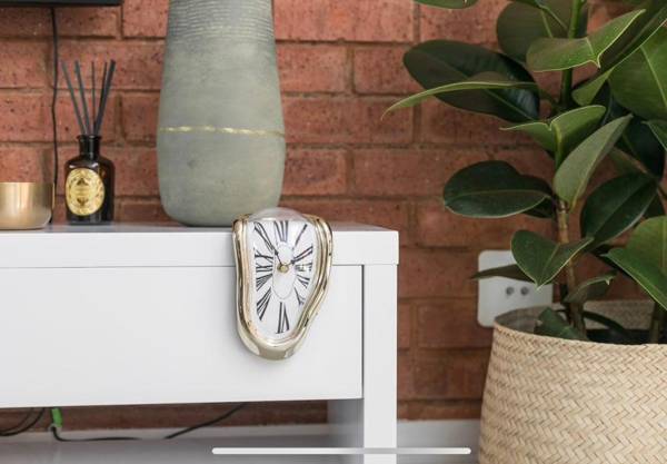 Trendy Melrose Apartment