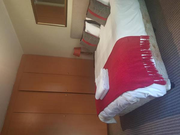 Kadoshstay@77 Grayston