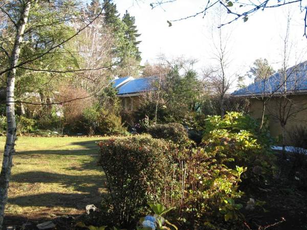 The Edge Mountain Retreat