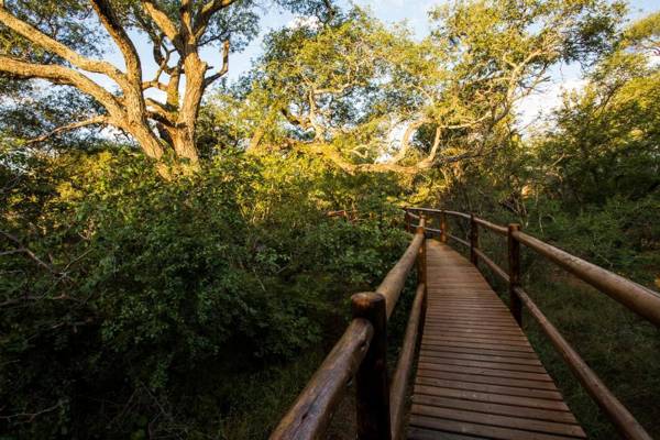 Vuyani River Lodge