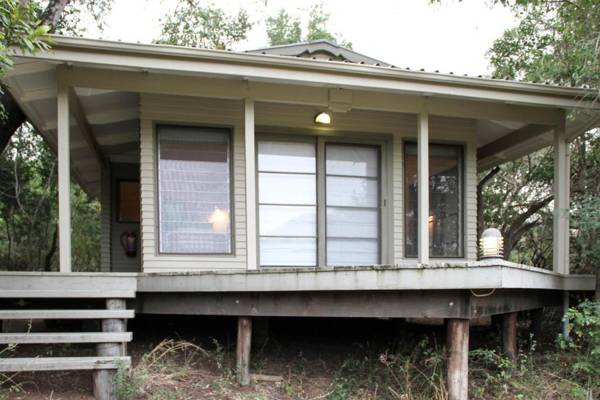 Khangela Private Game Lodge - Self Catering - Hluhluwe