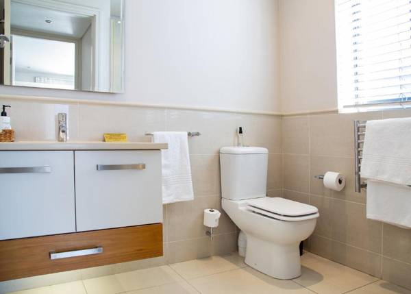 Marine Square Luxury Suites