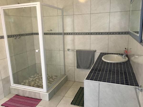 Hermanus Backpackers & Budget Accommodation