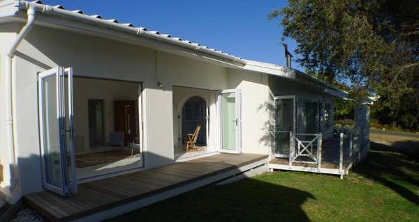 Pashasha Beach House