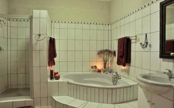 Chestnut Country Lodge