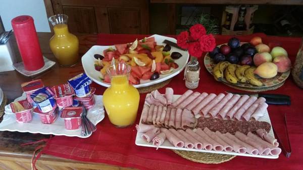 Over The Mountain Guest Farm