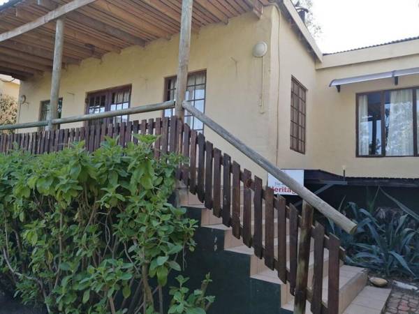 Ibis Place Guest House