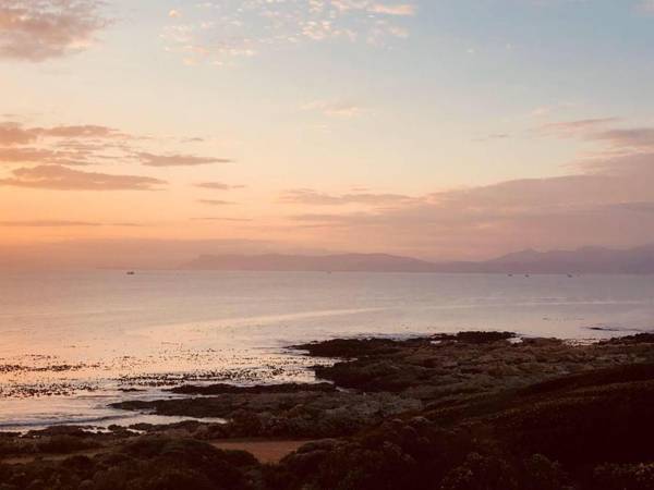 Gansbaai Seafront Holiday House - Our C-House