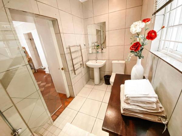 Jonquil Guest Cottage