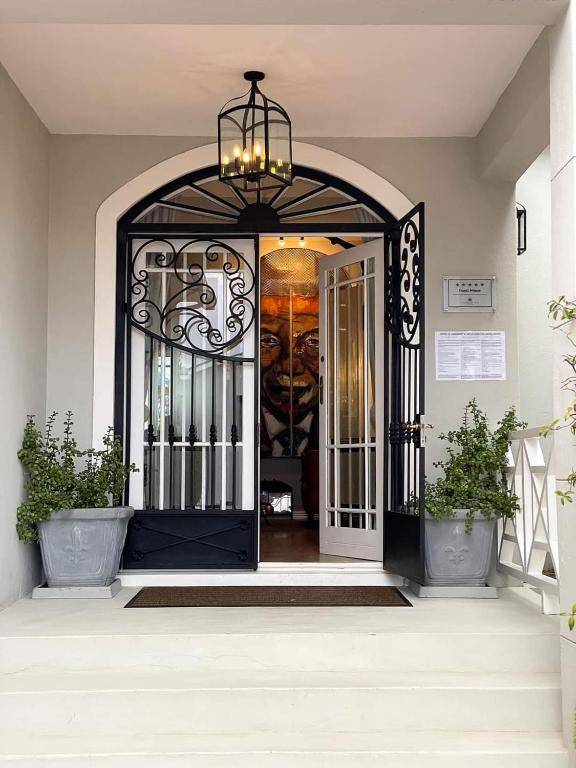 Fleur du Soleil Luxury Guesthouse