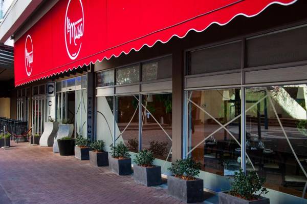 Circa Luxury Apartment Hotel